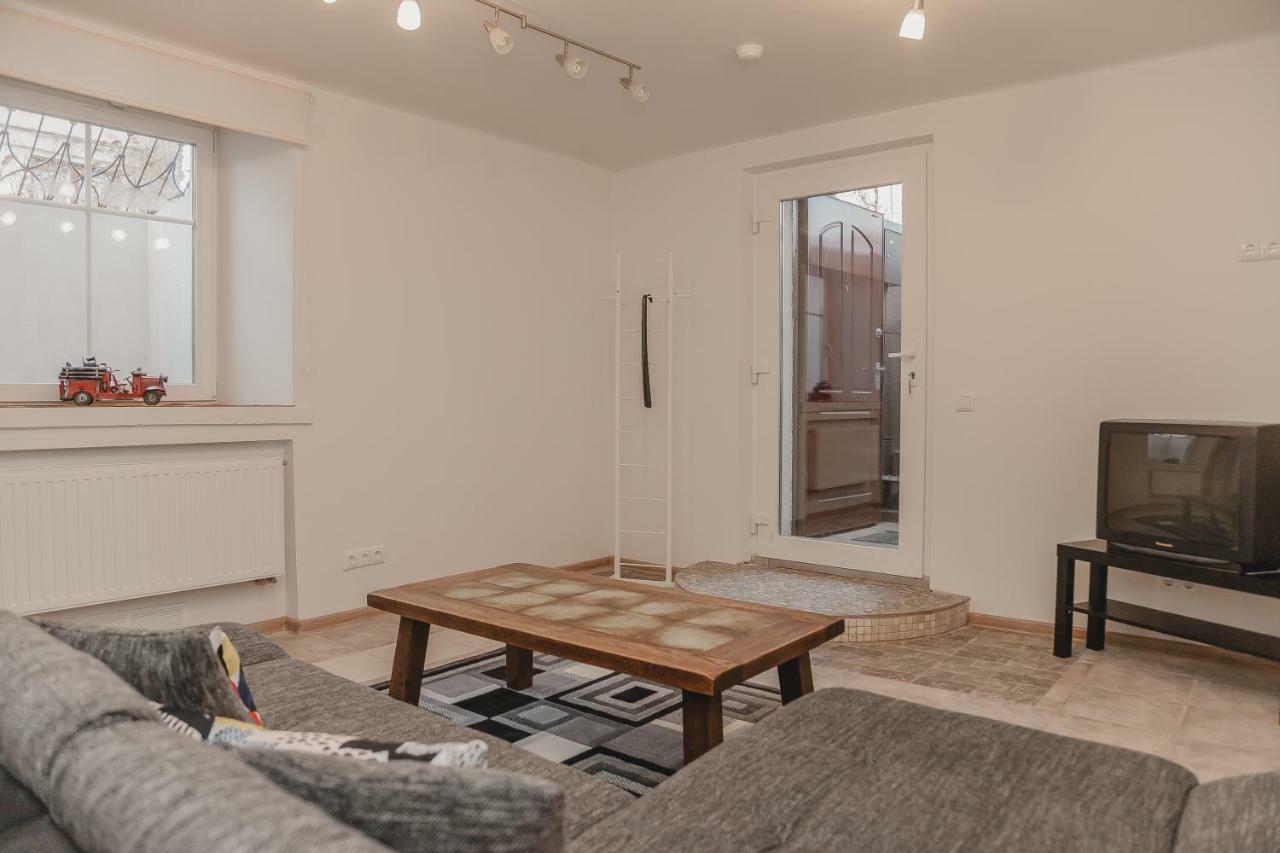 Апартаменты Ugnies Kaukes Apartament Kestucio Gatve 17 Вильнюс Экстерьер фото